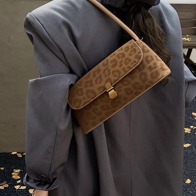 Leopard Print Shoulder Bag, image 4