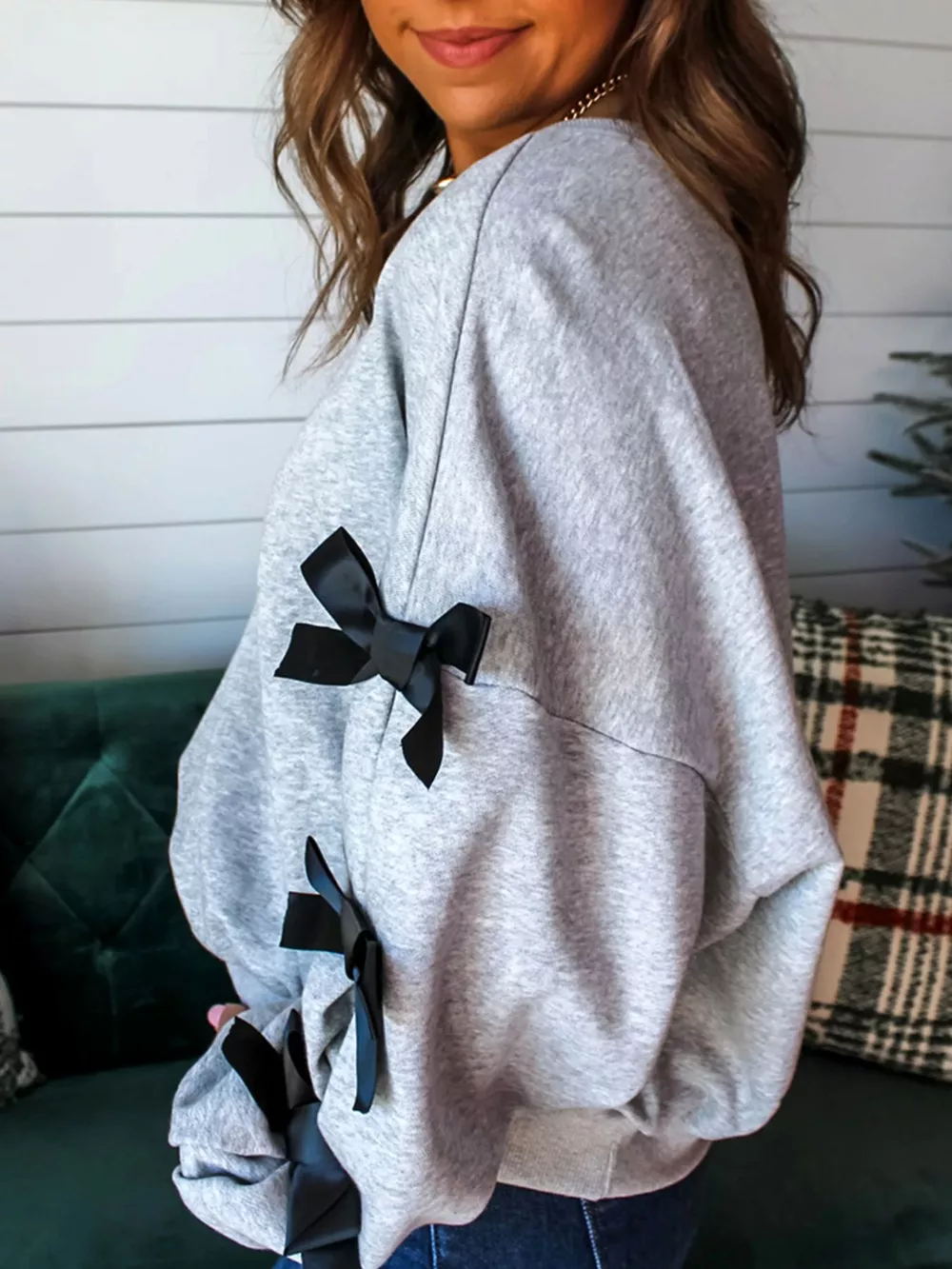 Howdy Christmas 4 Trees Ribbon Bow Decor Sweatshirt, image 3