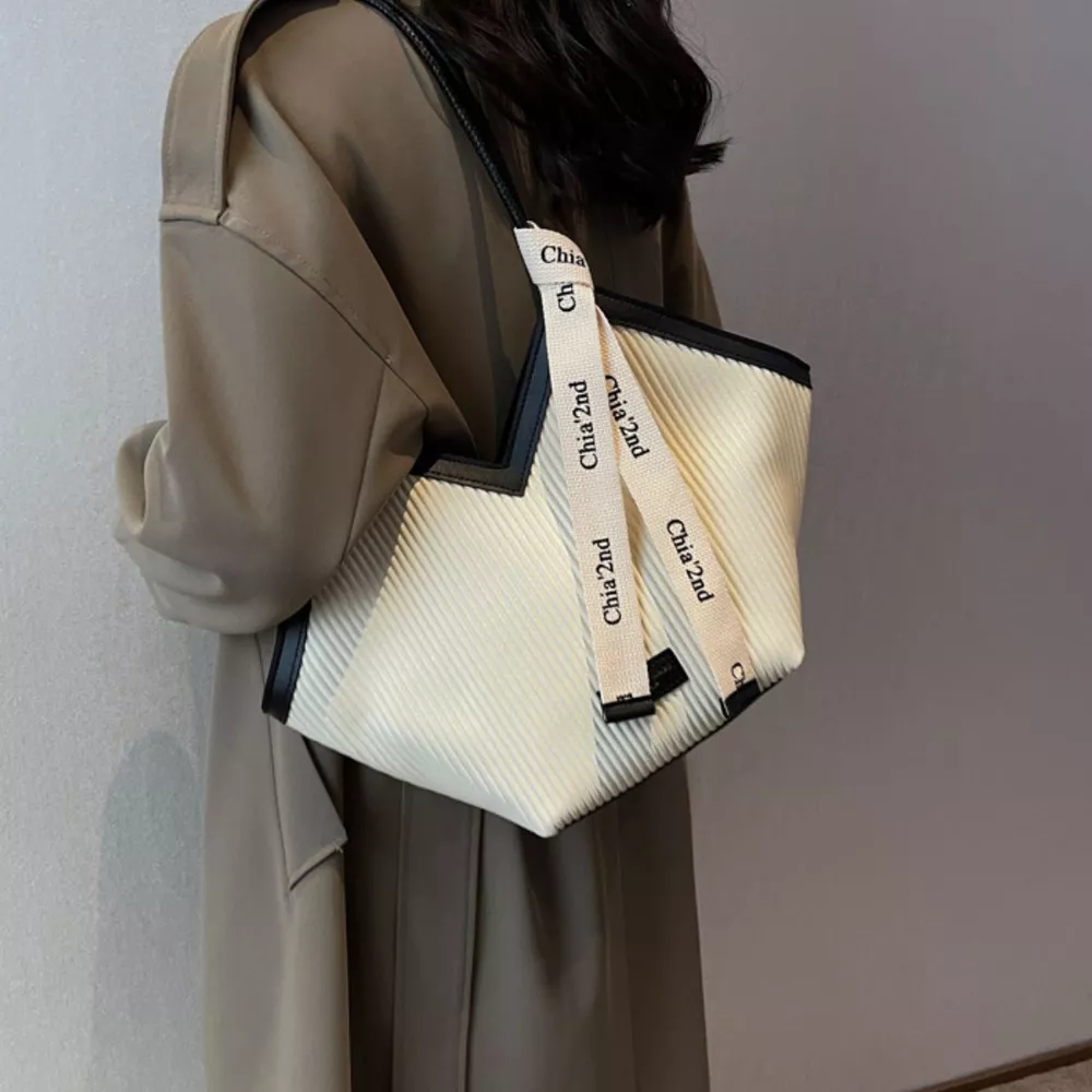 Leather Textured Shoulder Bag, image 4