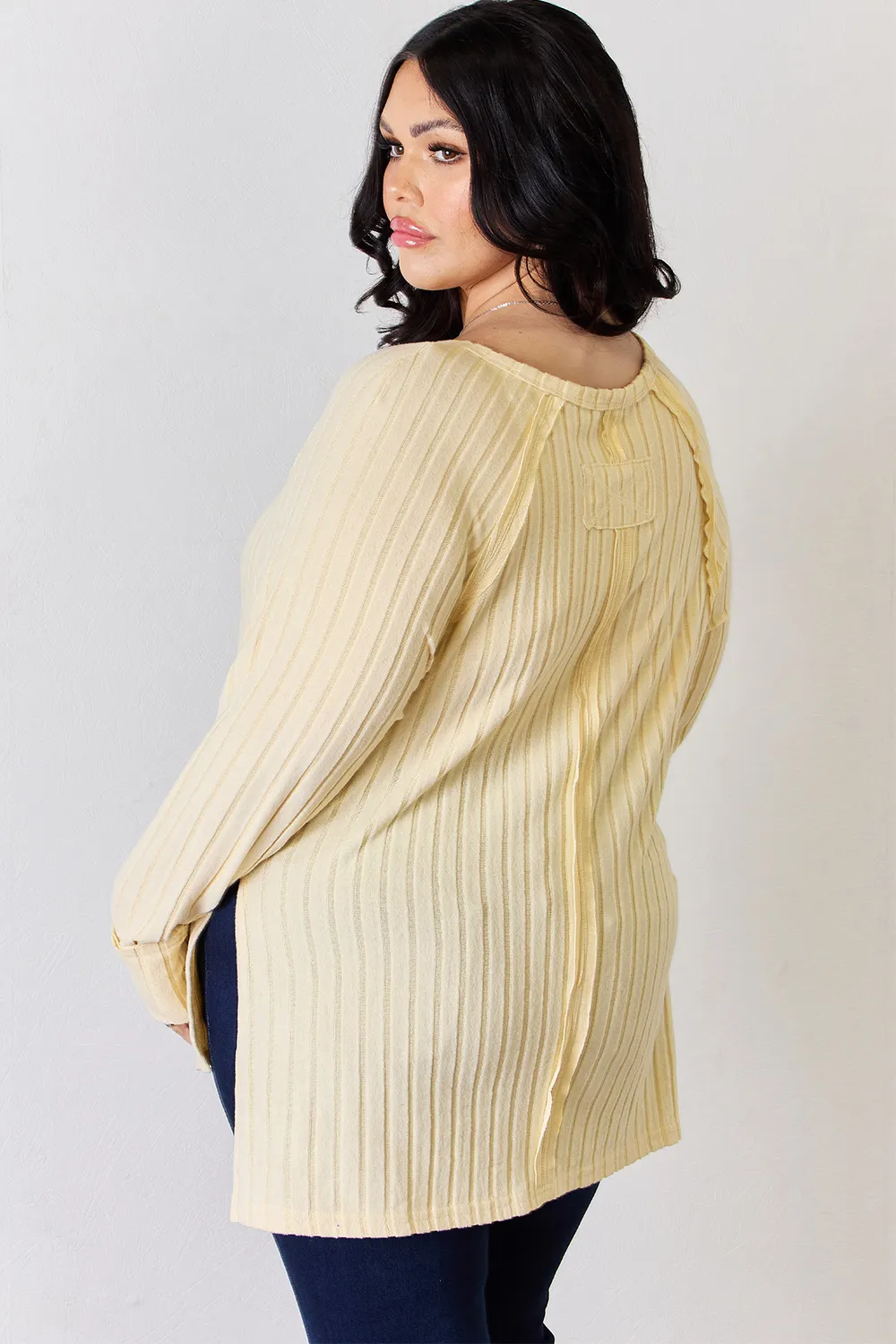 Full Size Ribbed Round Neck Slit T-Shirt, image 10