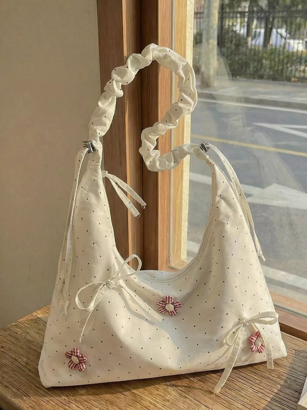 Floral Embellished Shoulder Bag, image 3