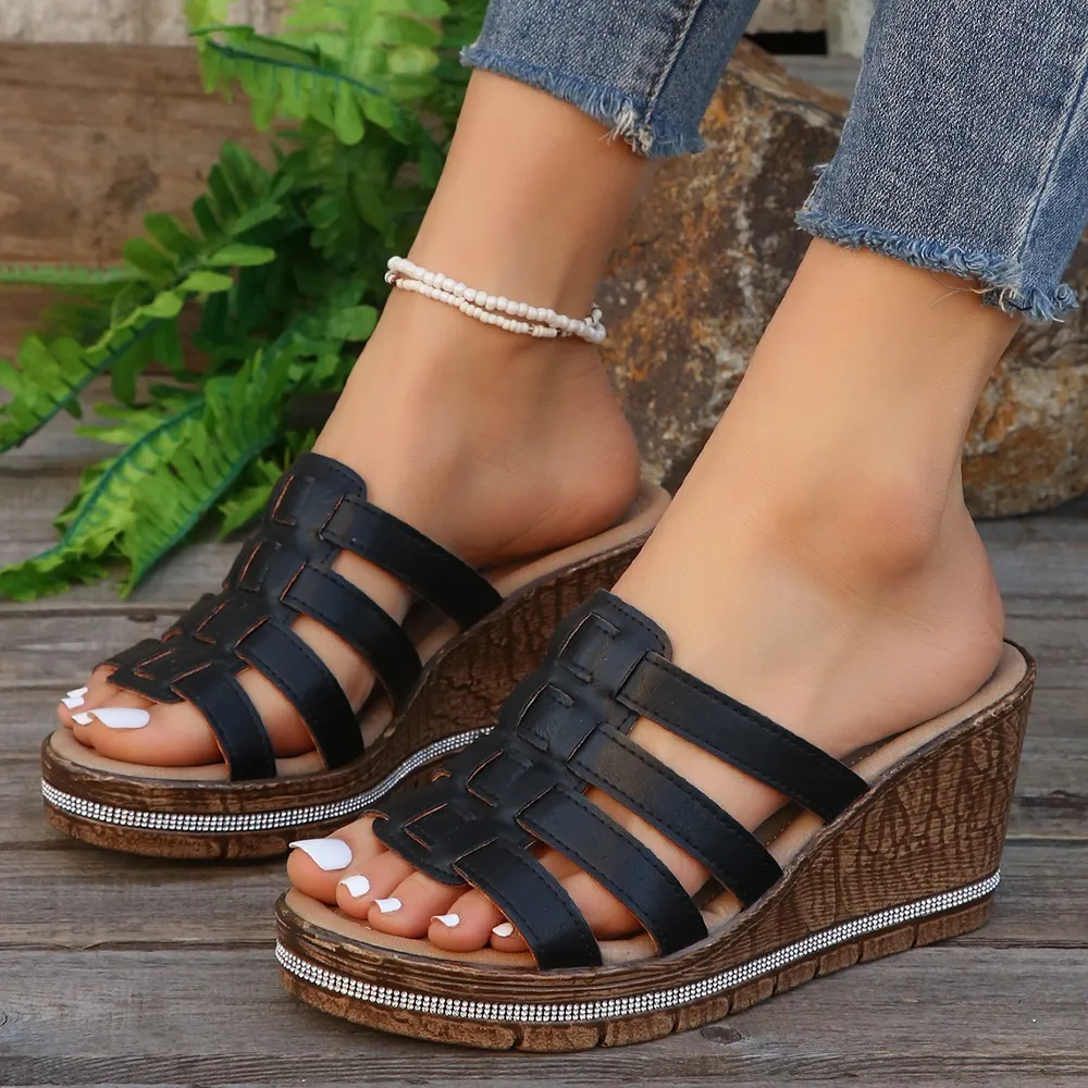 Wedge Platform Sandals with Multiple Strap Design, image 4
