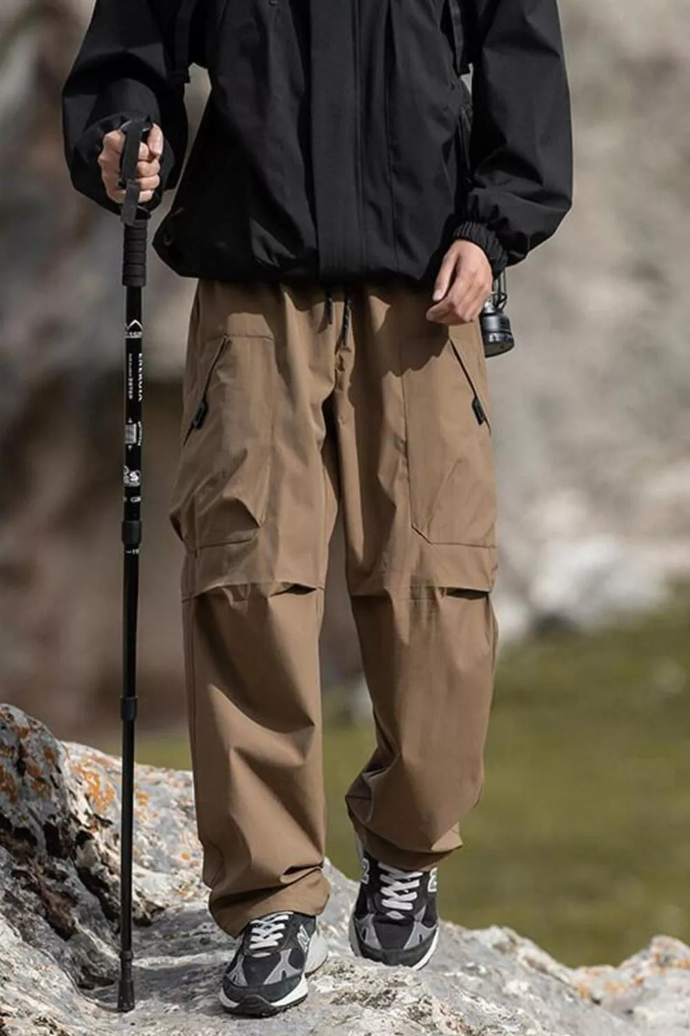 Men's Outdoor Relaxed Fit Cargo Pants, image 2