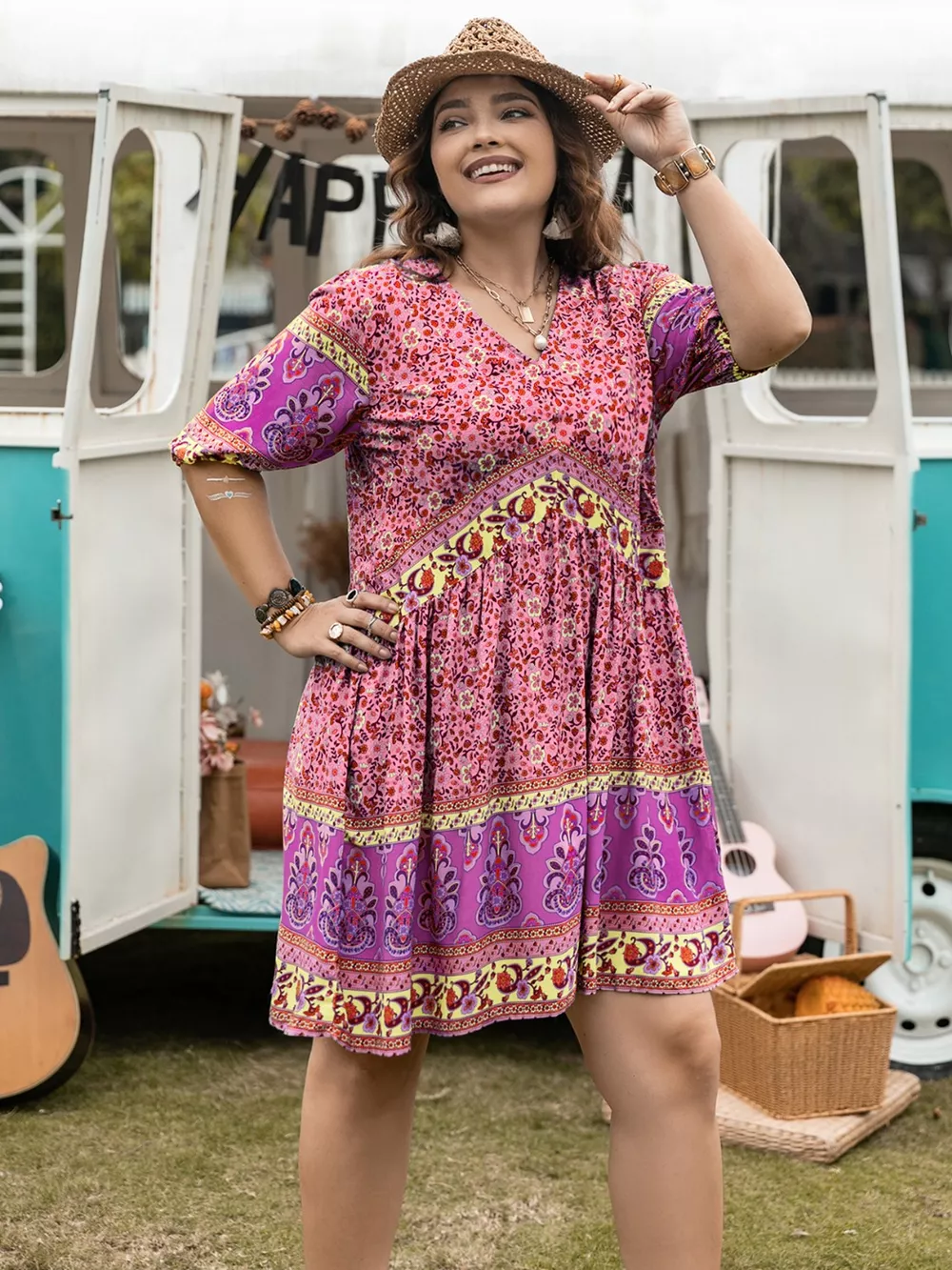 Plus Size Floral V-Neck Mini Dress, image 3
