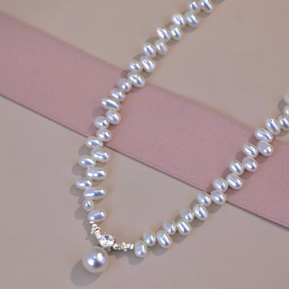 Irregular Freshwater Pearl Pendant Necklace, image 4