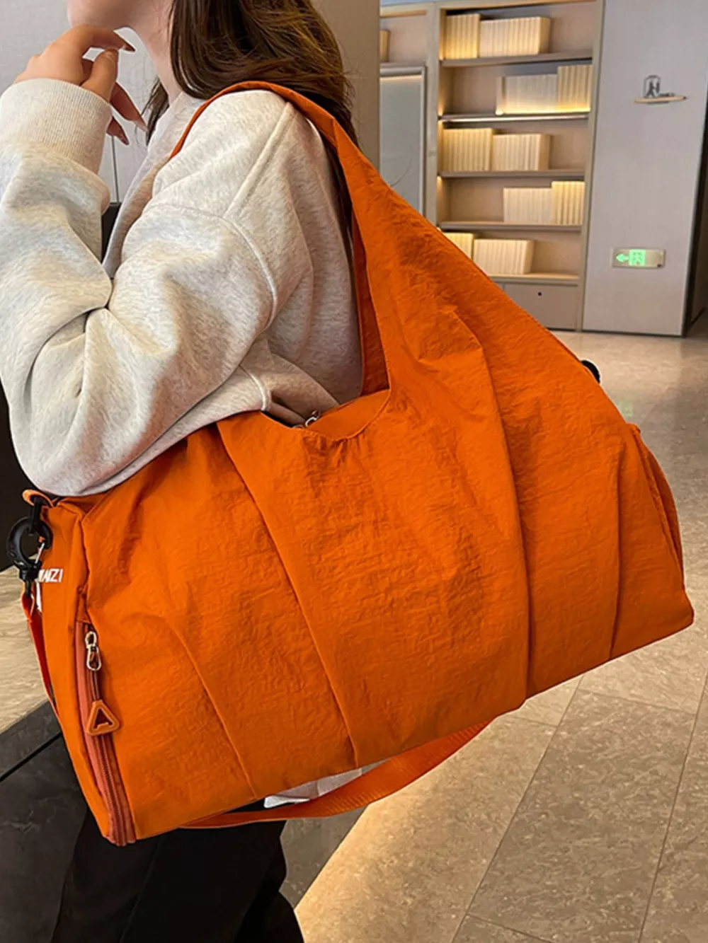 Ruched Large Capacity Travel Bag, image 3