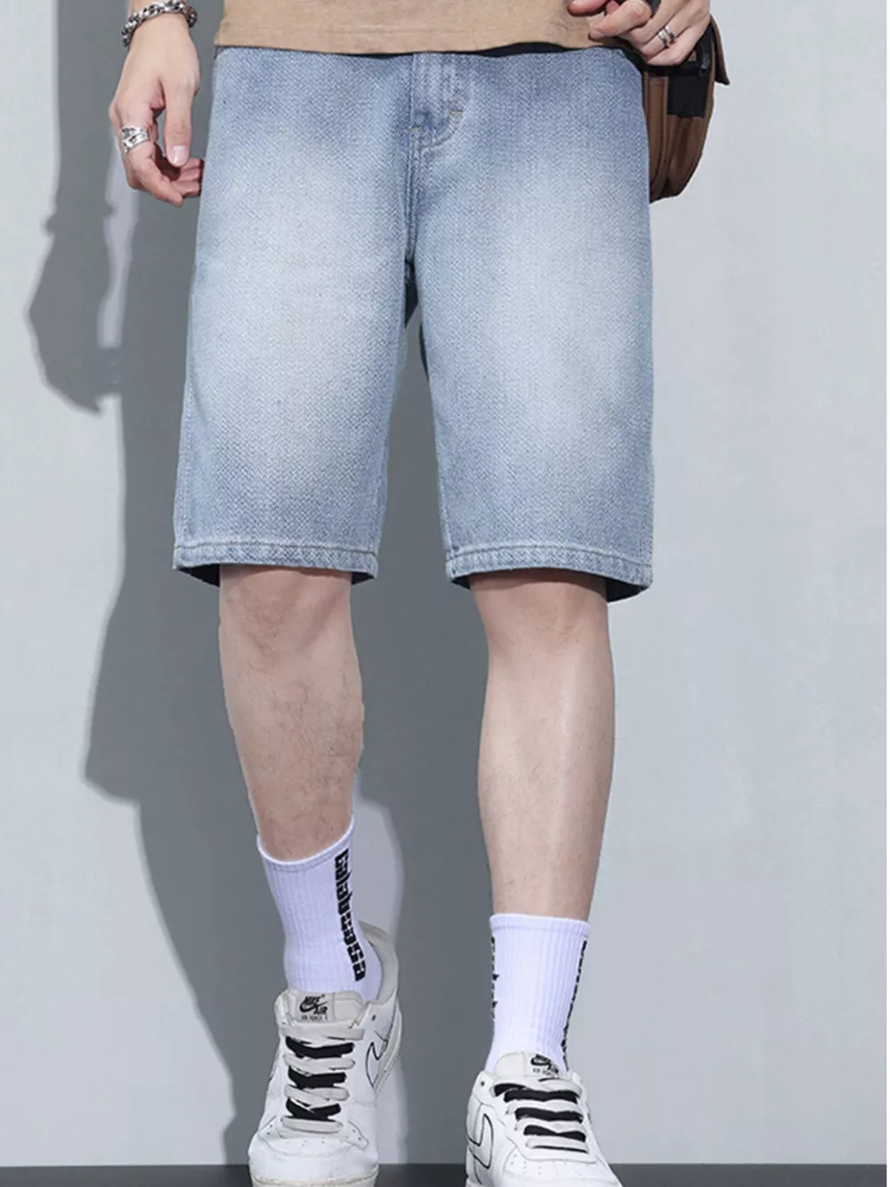 Men's Vintage Wash Relaxed Fit Denim Shorts, image 3