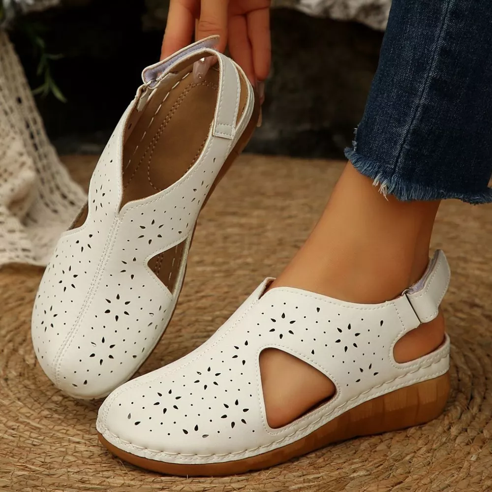 Round Toe Wedge Sandals, image 2