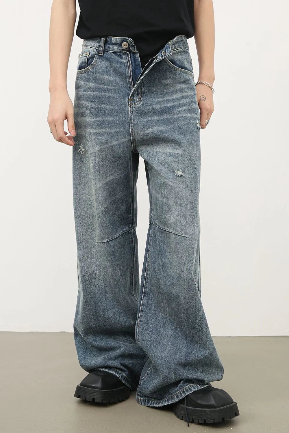 Men's Distressed Wide Leg Jeans, image 3