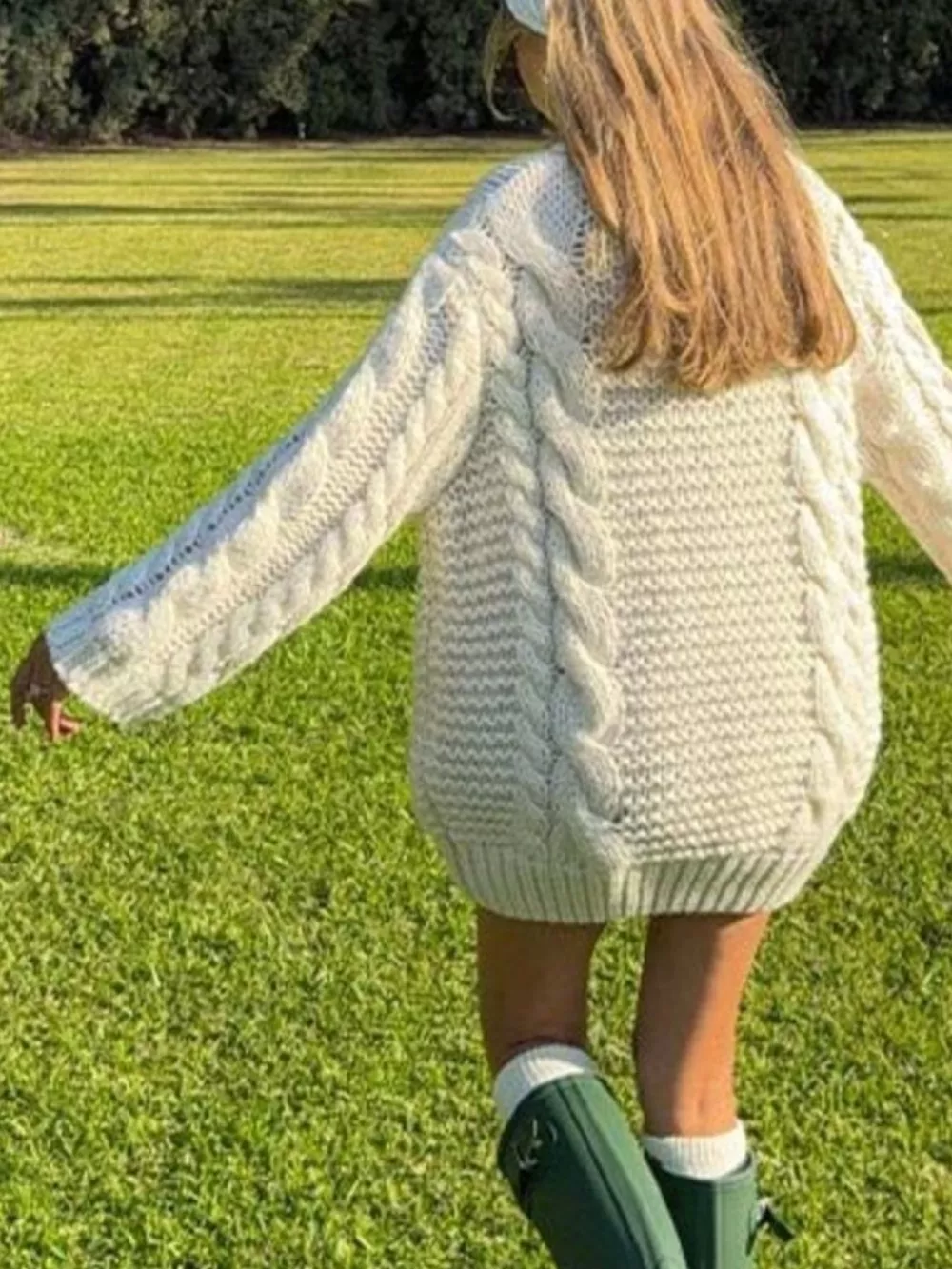 Chunky Cable-Knit Sweater, image 4