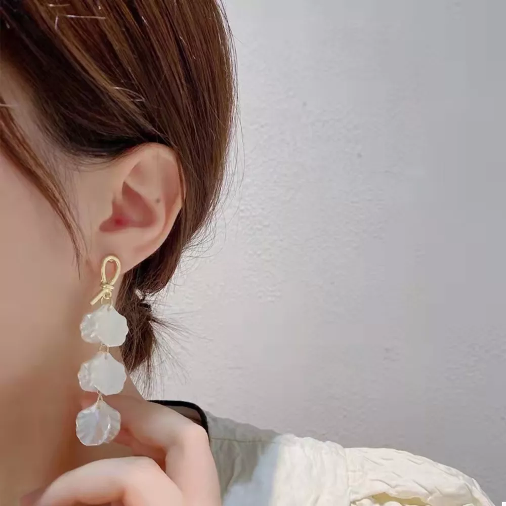 Shell Shape Drop Earrings, image 2