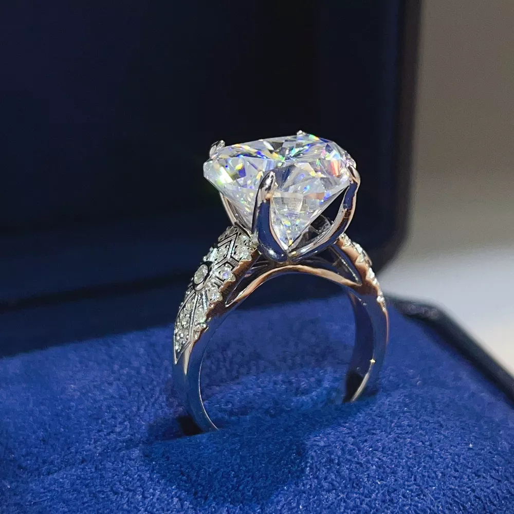 10 Carat 925 Sterling Silver Moissanite Ring, image 5