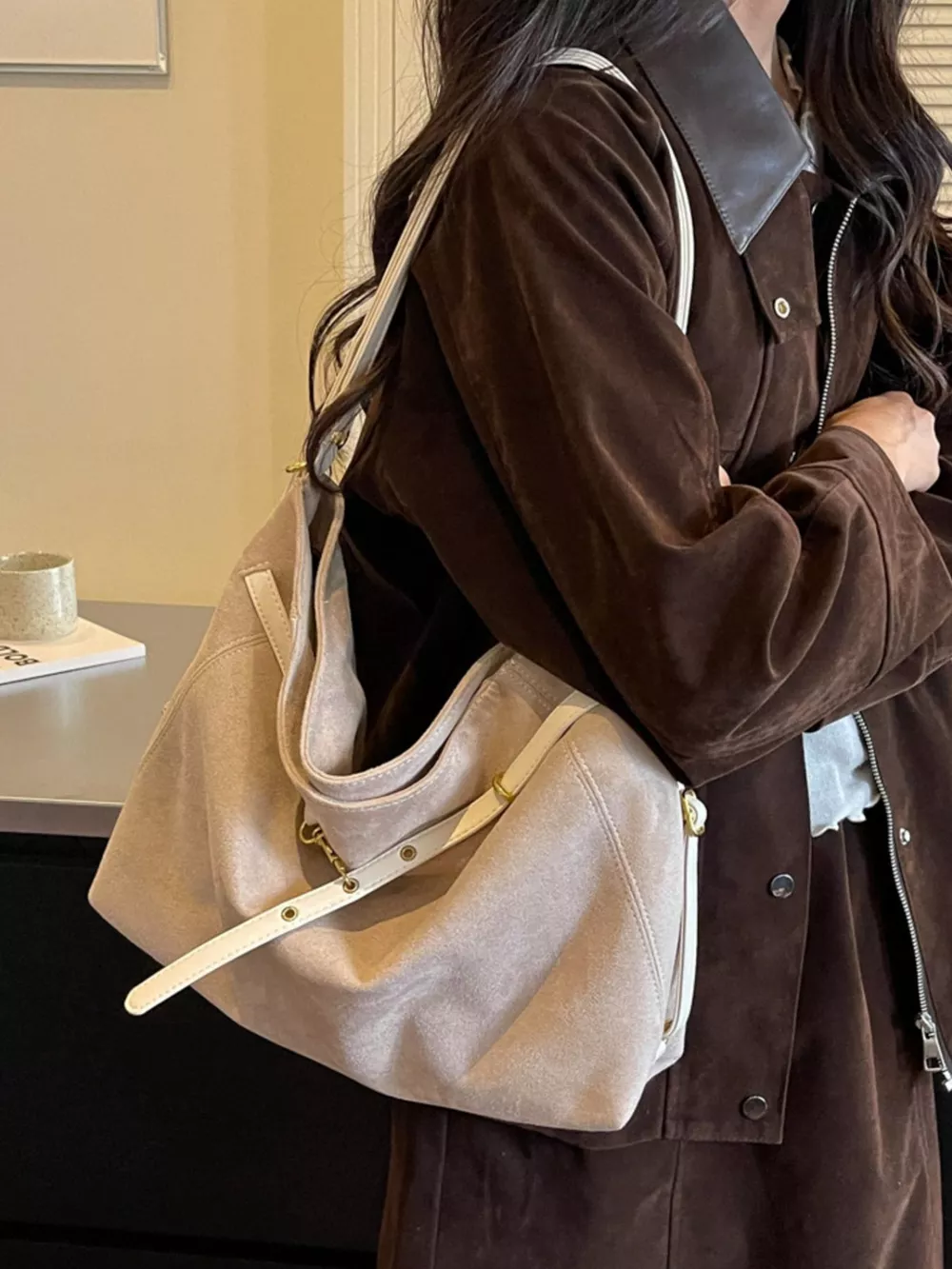 Adjustable Buckle Detail Shoulder Bag, image 7