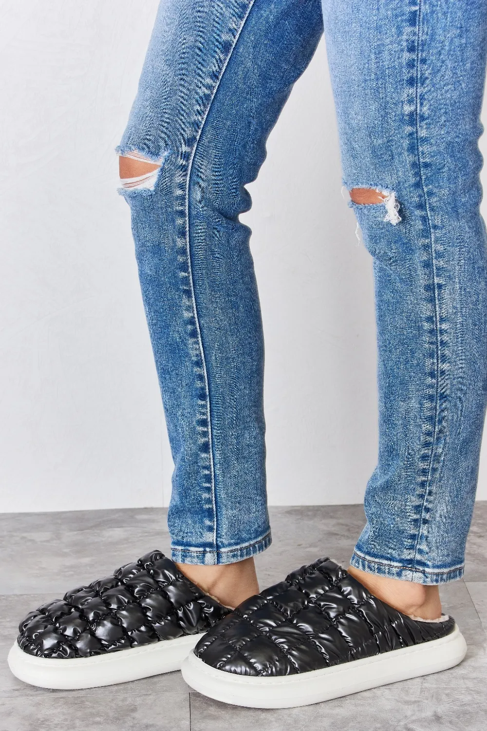 Melody Puffer Plush Slippers, image 3