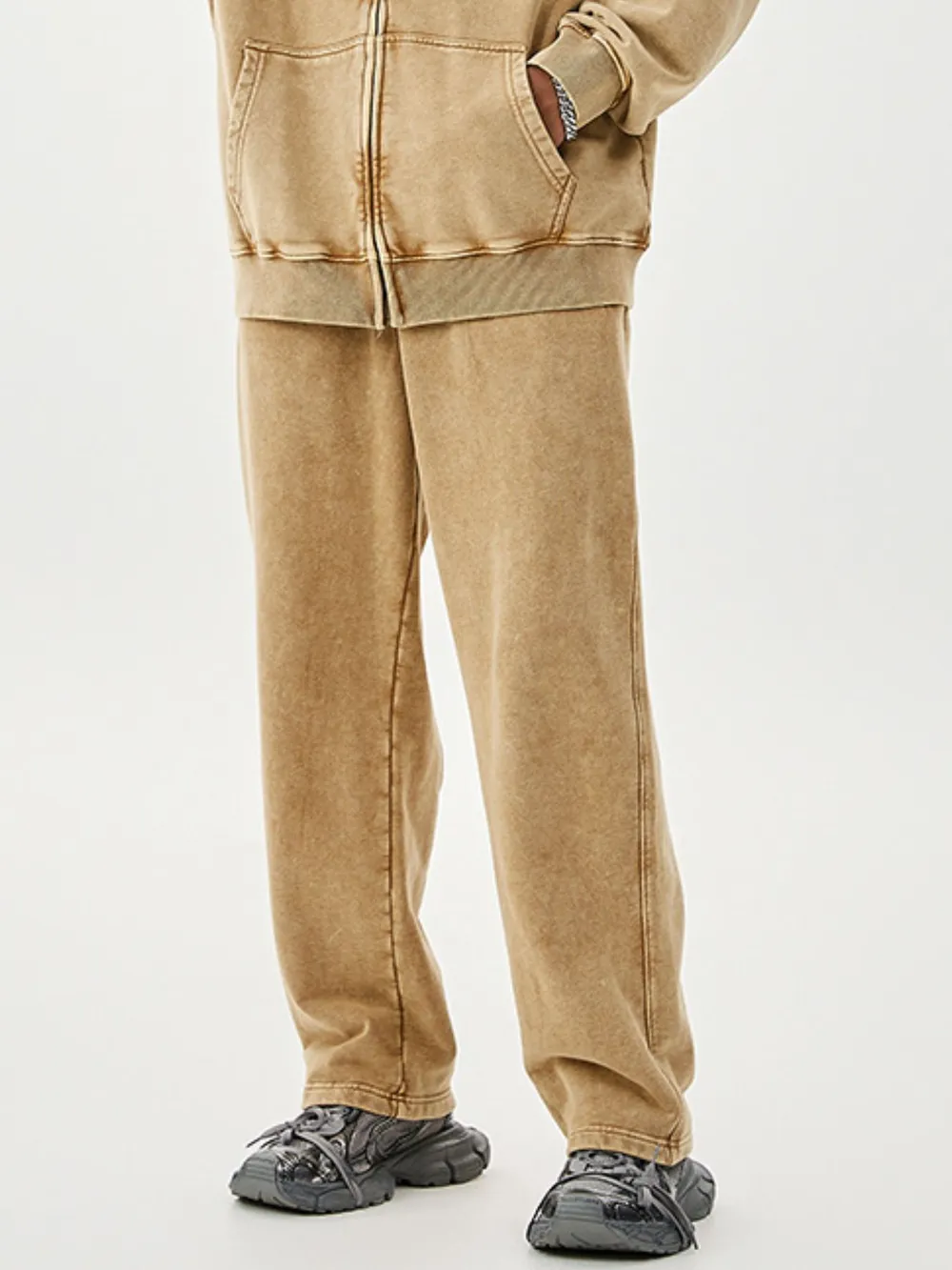 Men's Washed Relaxed Fit Sweatpants, image 3