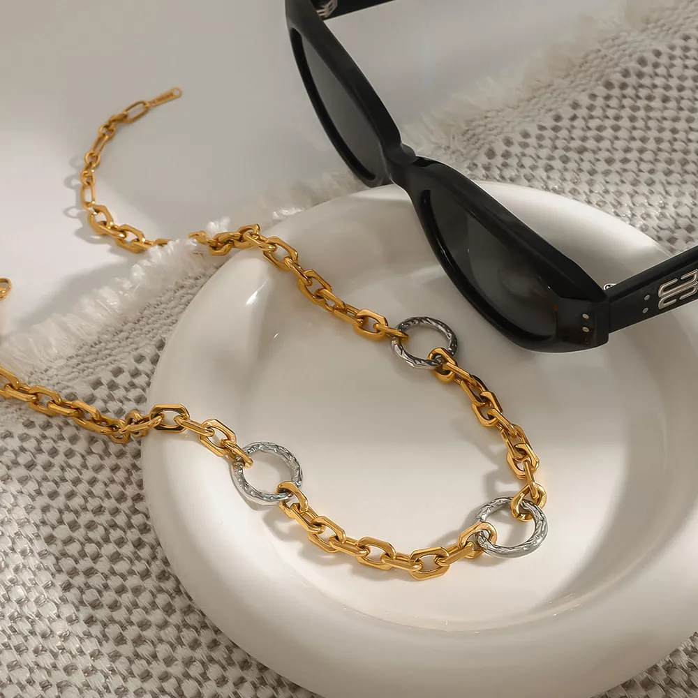 Stainless Steel Chain Link Circle Necklace, image 2