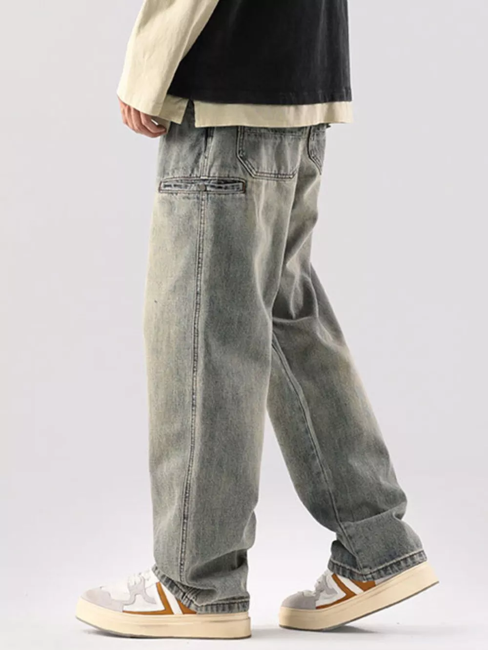 Men's Vintage Wash Relaxed Fit Jeans, image 3