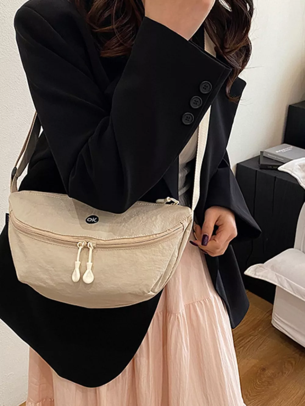 Lightweight Canvas Sling Bag, image 9