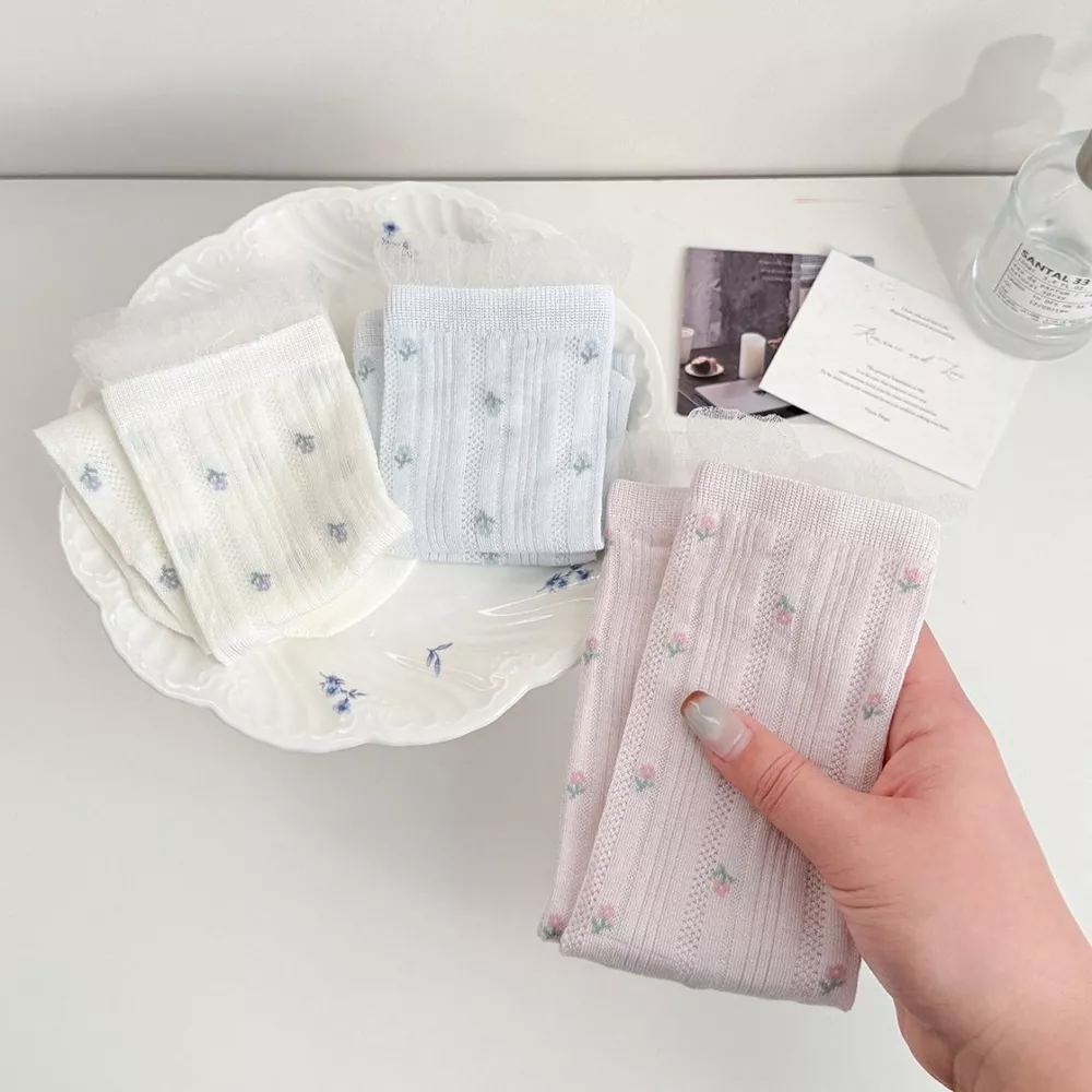 Breathable Floral Crew Socks, image 7