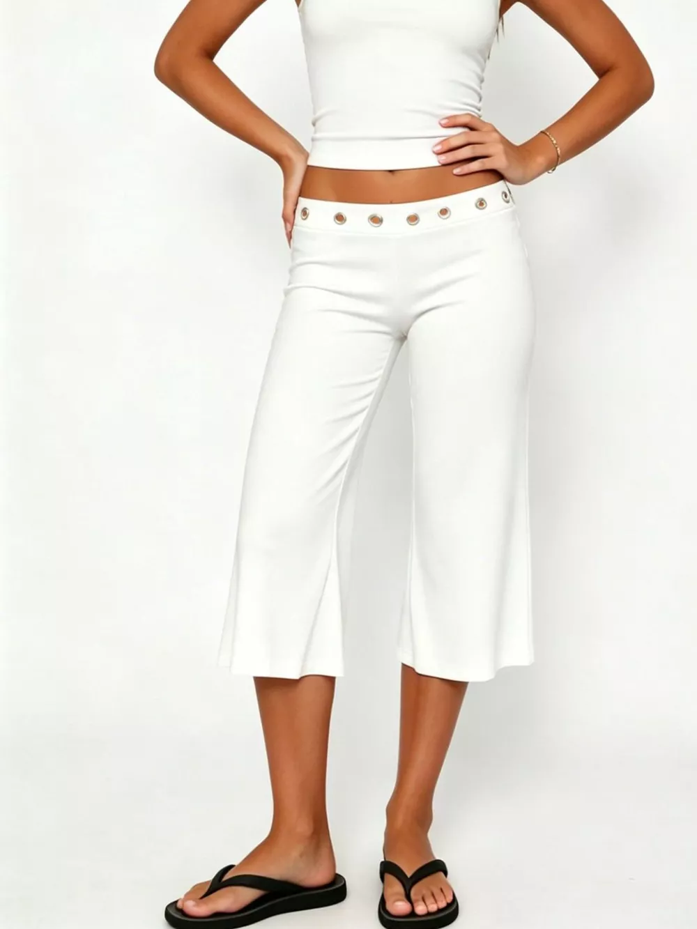 Mid Rise Capris Pants, image 13