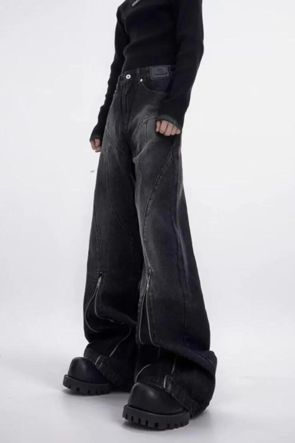 Men's Plus Size Washed Flare Jeans with Zipper Detail, image 2