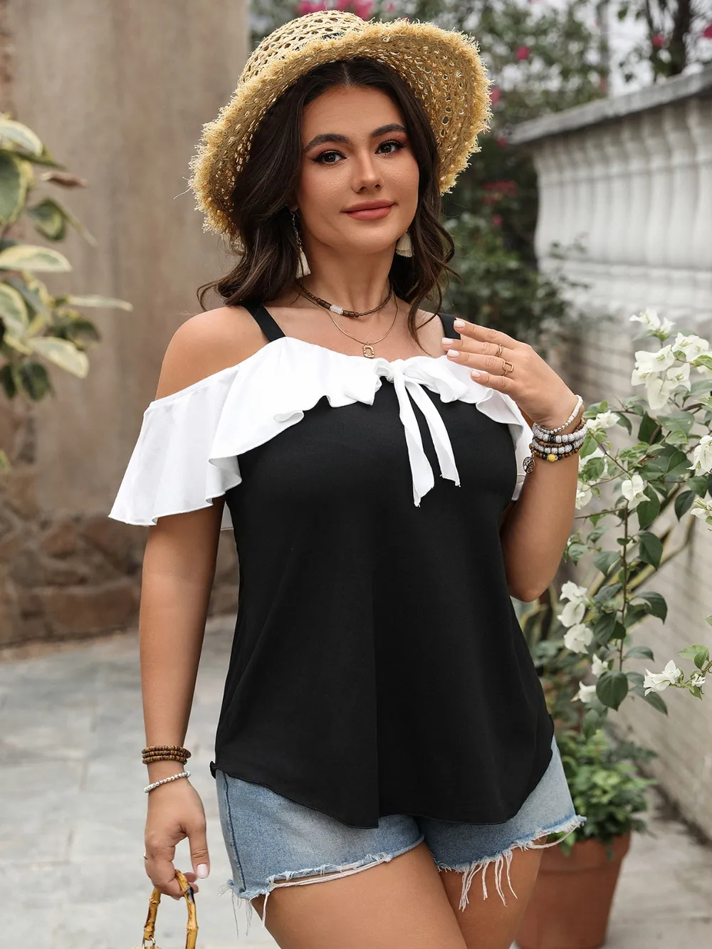 Plus Size Ruffled Contrast Short Sleeve Blouse, image 4