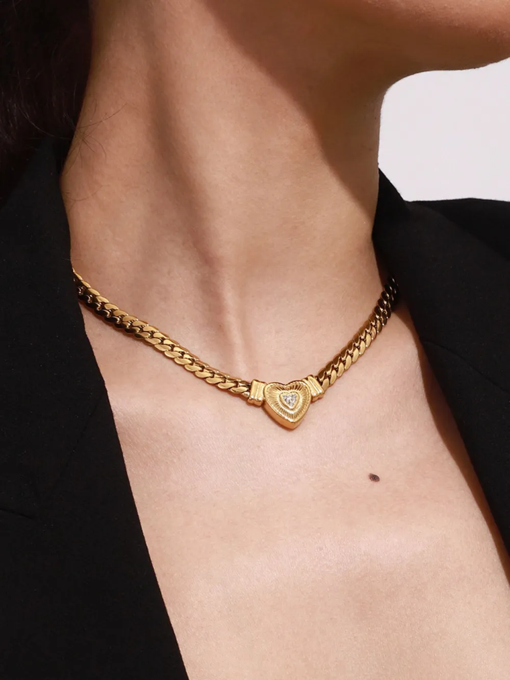 18K Gold-Plated Inlaid Zircon Heart Chain Necklace