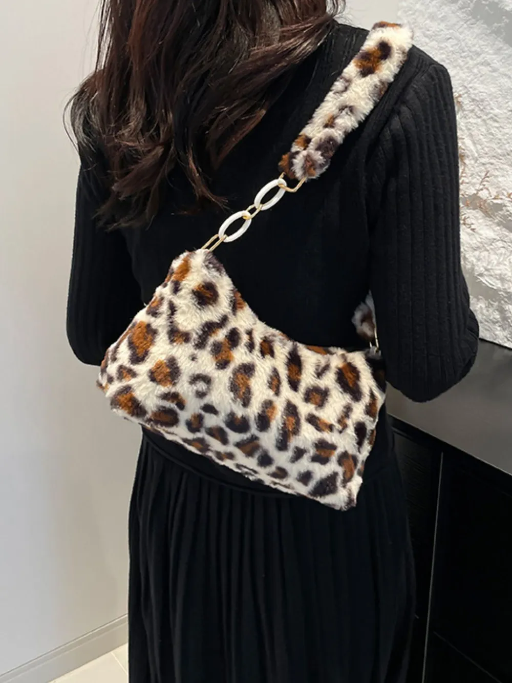 Leopard Fluff Shoulder Bag, image 7