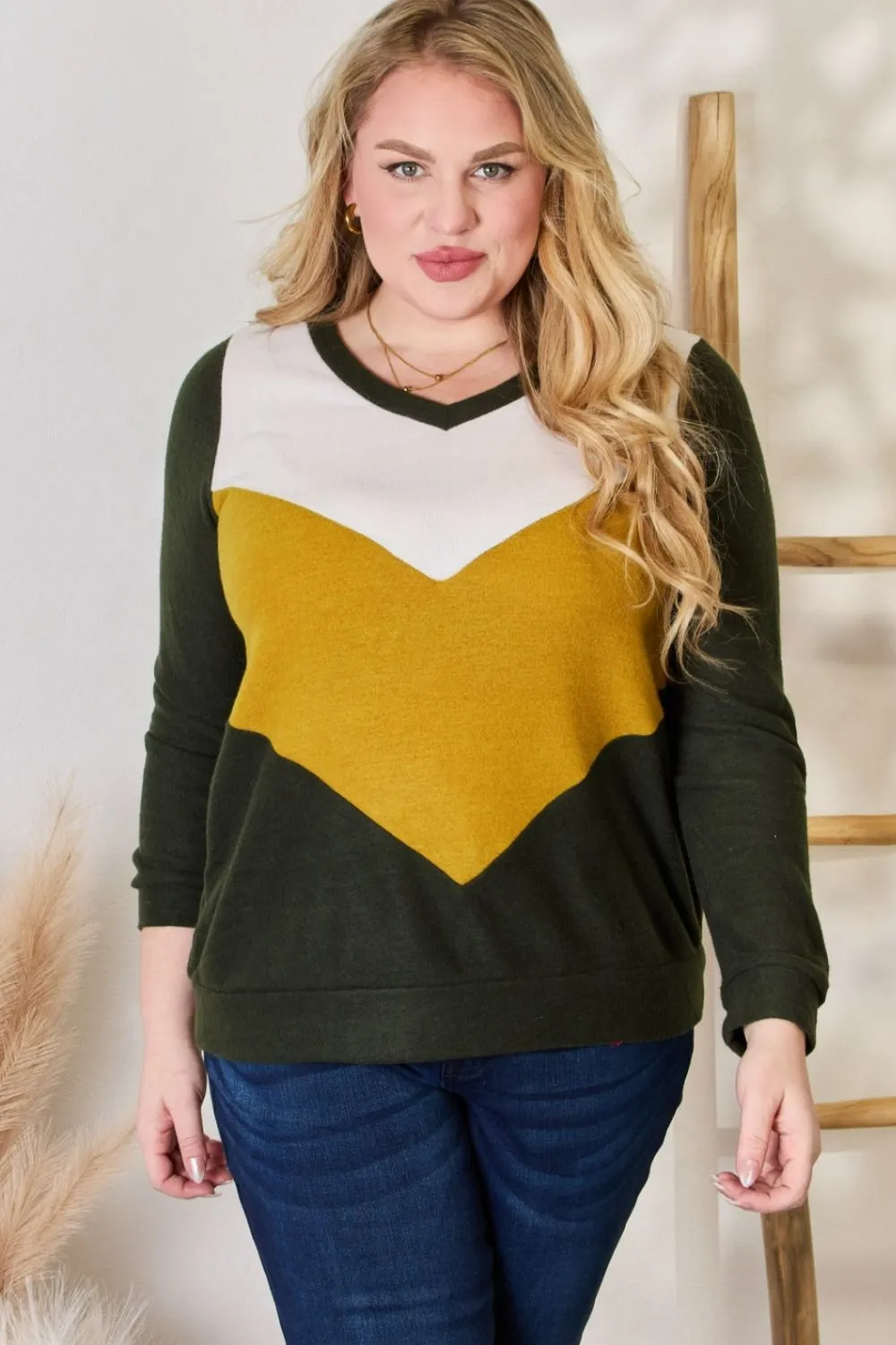 Full Size Colorblock V-Neck Blouse, image 6