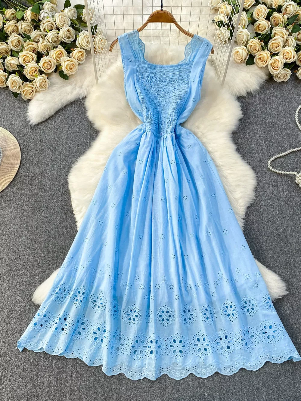 Lace Detail Sleeveless Dress, image 3