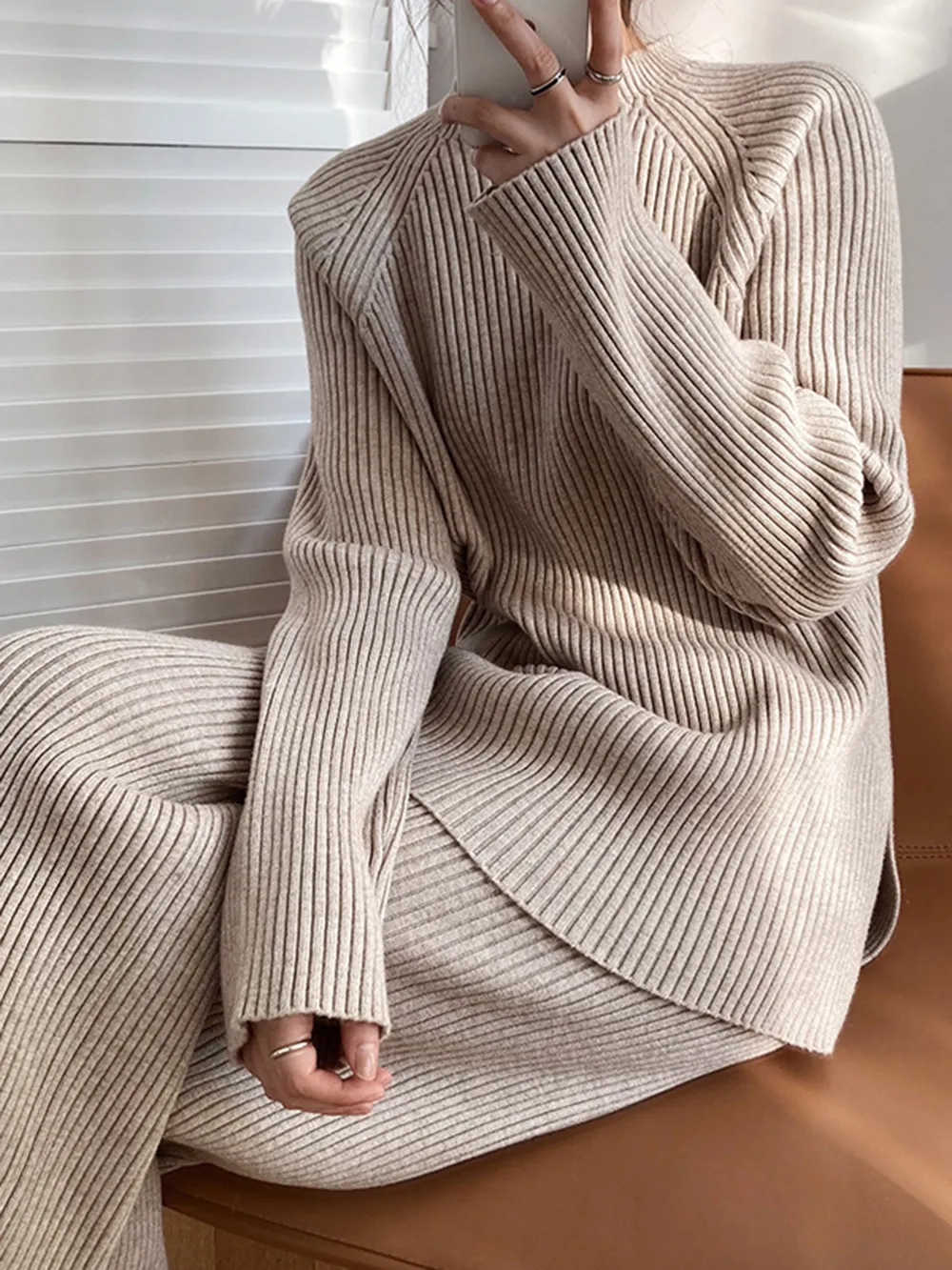 Mock Neck Raglan Sleeve Top and Pants Sweater Set, image 3