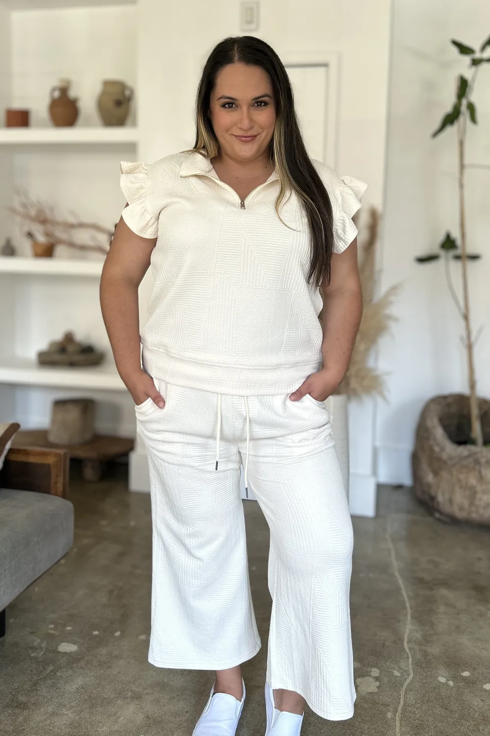 Full Size Texture Ruffle Short Sleeve Top and Wide Leg Pants Set, image 9