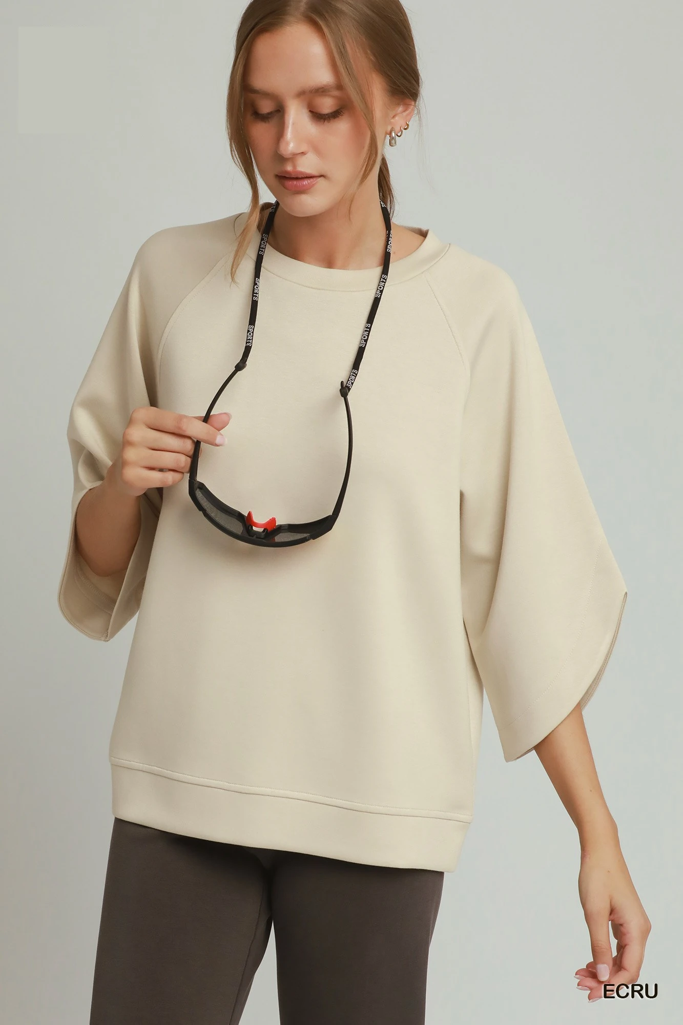 Round Hem Raglan Sleeve Top, image 2