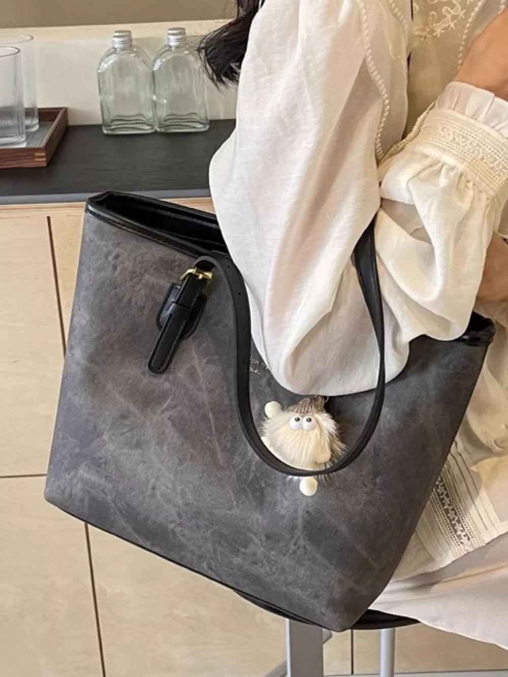 Contrast Strap Tote Bag, image 4
