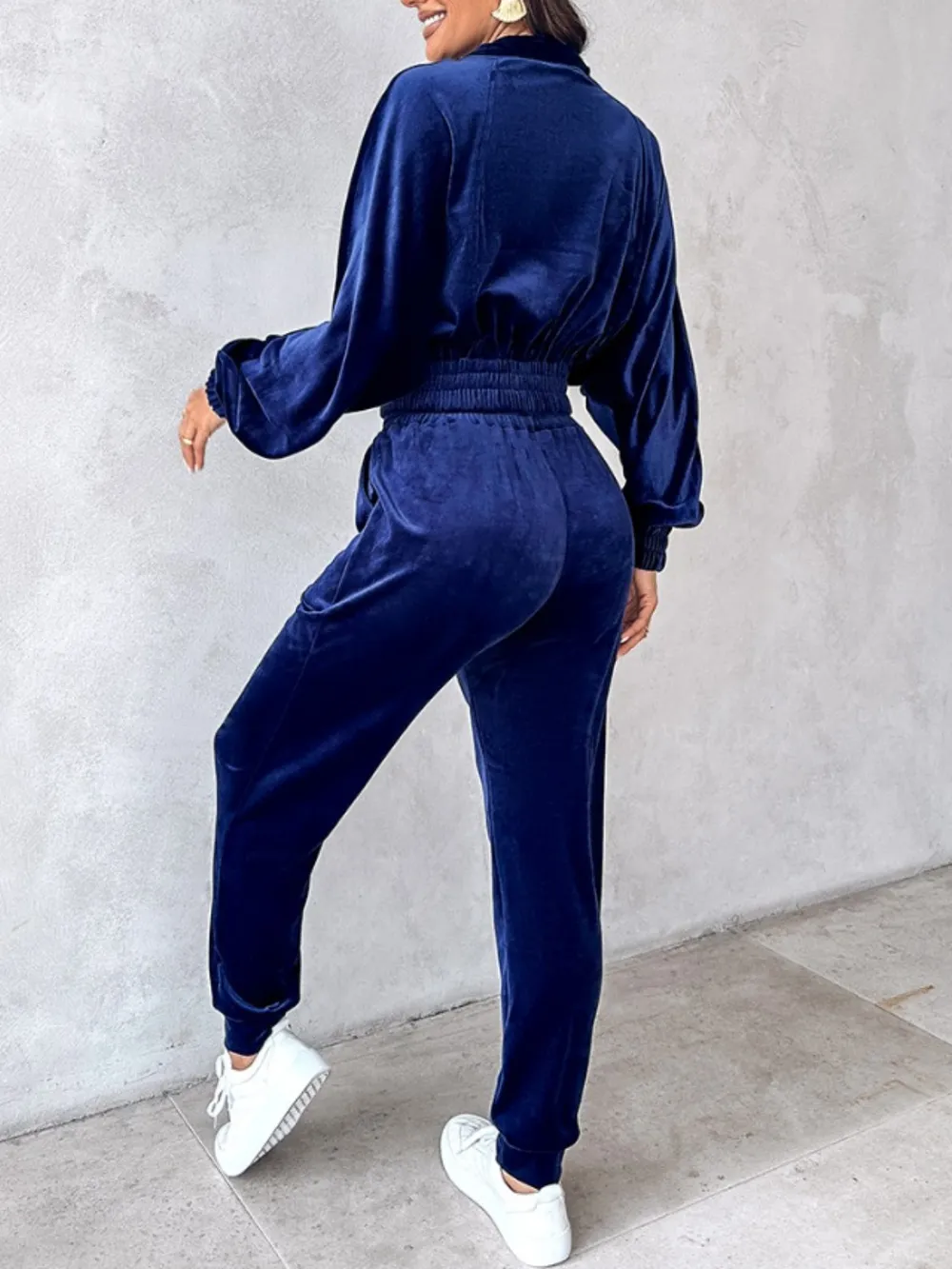 Zip Up Long Sleeve Cropped Top and Joggers Set, image 3