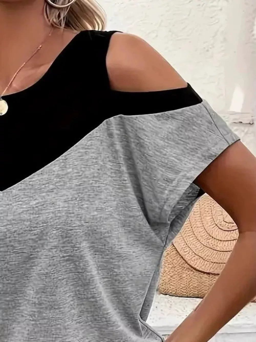 Cold Shoulder Color Block T-Shirt, image 2