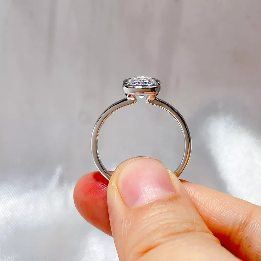 2 Carat 925 Sterling Silver Moissanite Ring, image 3