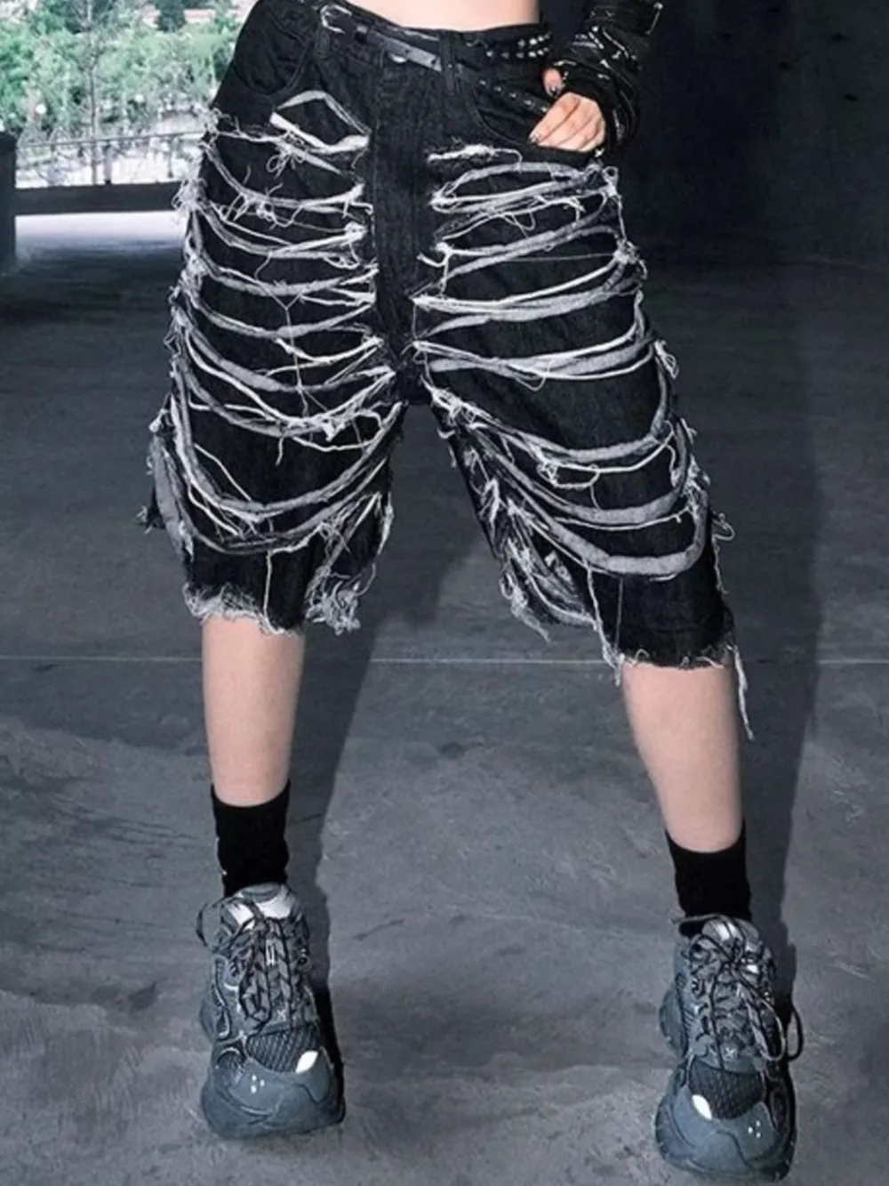 Men's Frayed Hem Denim Shorts, image 6