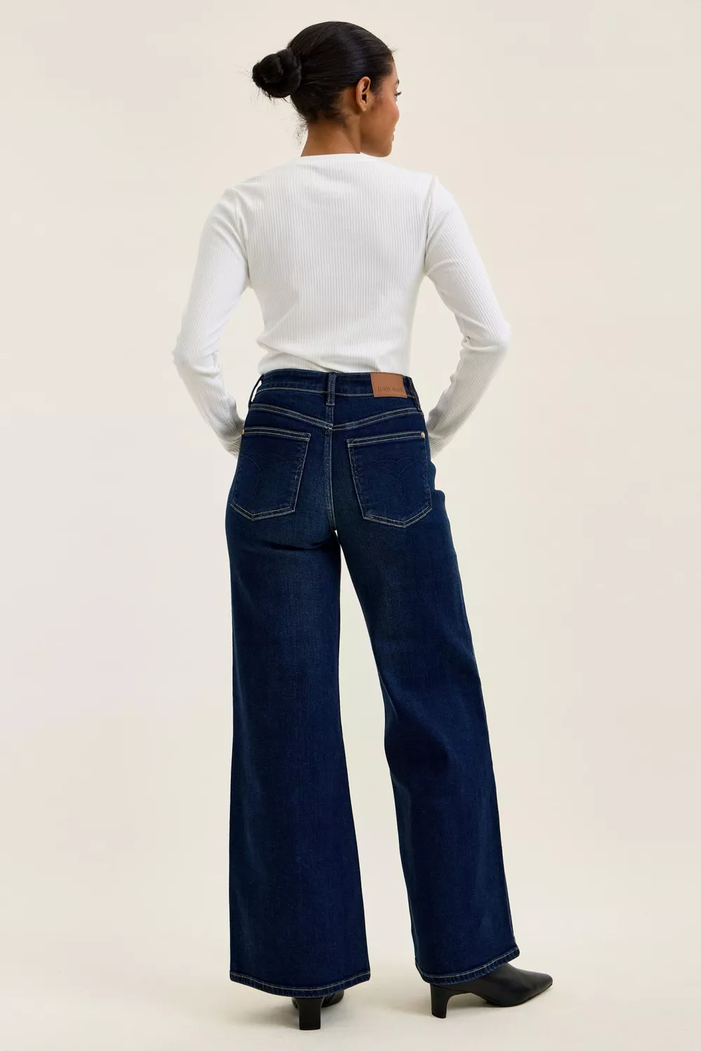 High-Waisted Wide-Leg Dark Wash Jeans, image 8