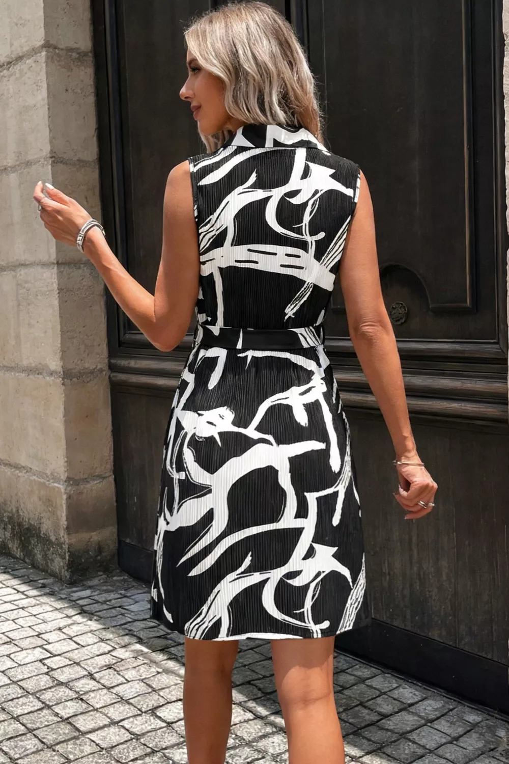 Abstract Print Sleeveless Shirt Dress, image 3