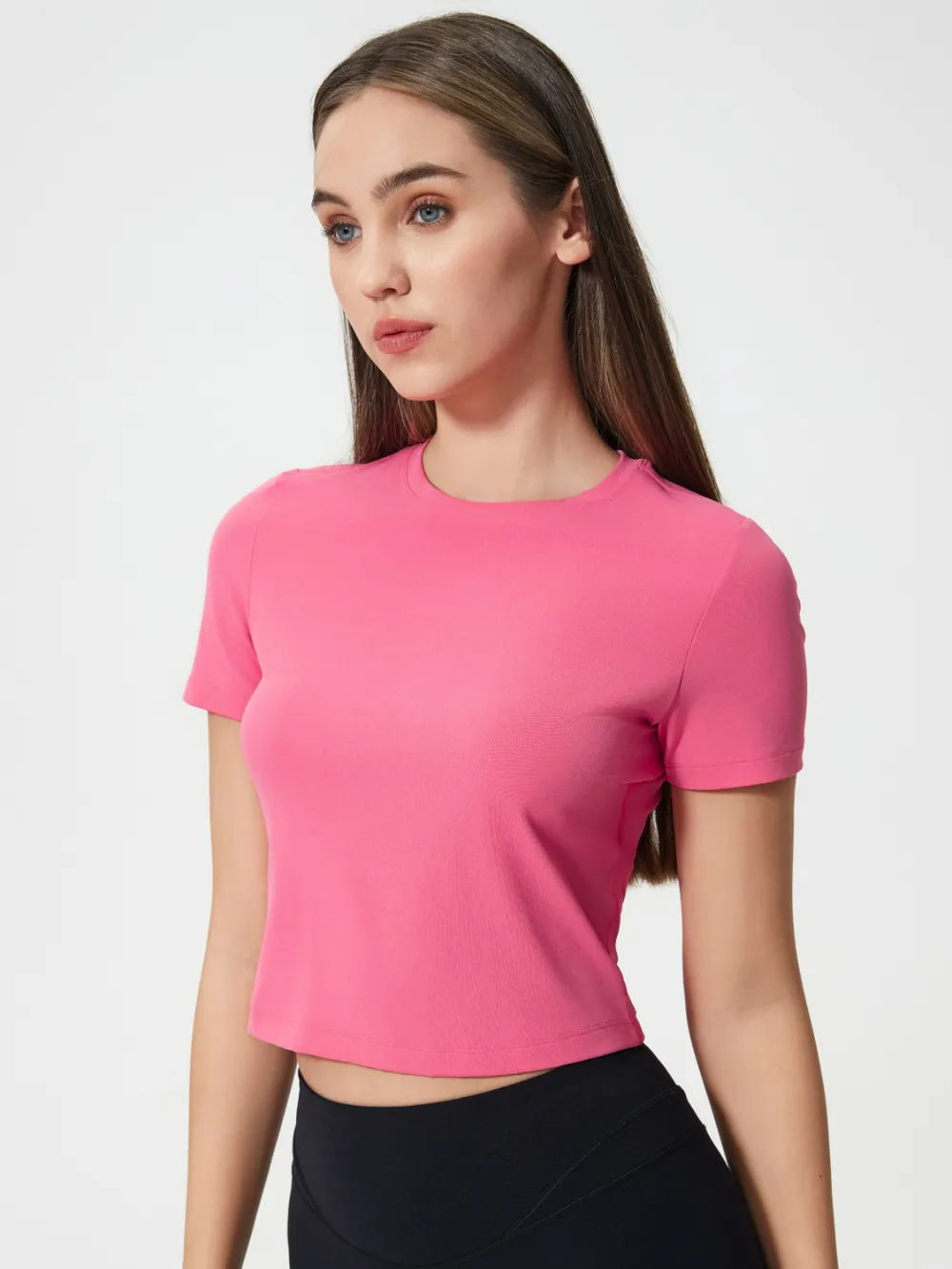 Round Neck Short Sleeve Active T-Shirt