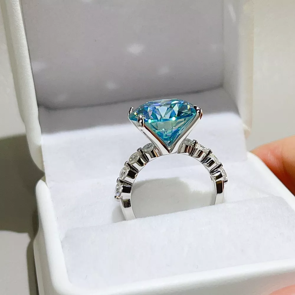 10 Carat 925 Sterling Silver Moissanite Ring, image 6