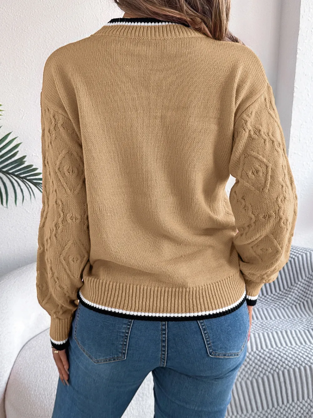 Contrast Trim Round Neck Long Sleeve Sweater, image 6