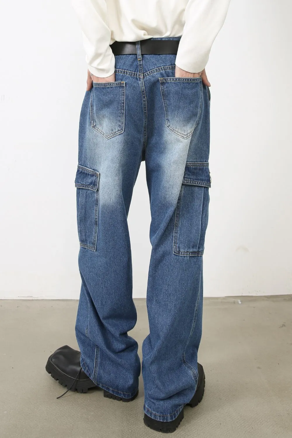 Men's Loose Fit Jeans with Pockets, image 4