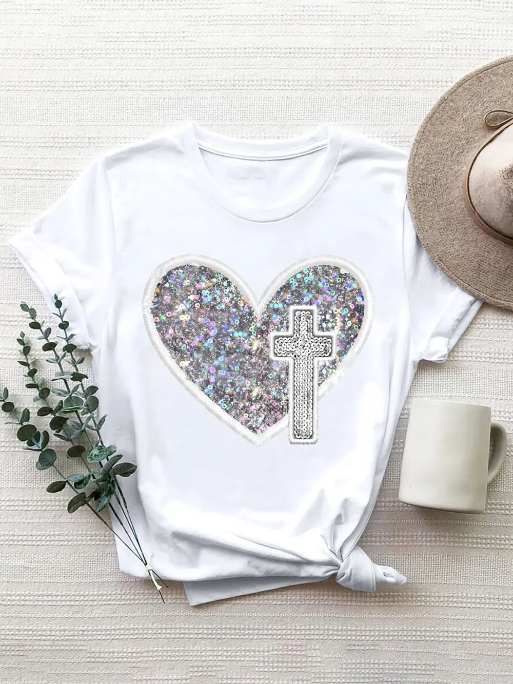 Graphic Heart Round Neck Short Sleeve T-Shirt, image 4