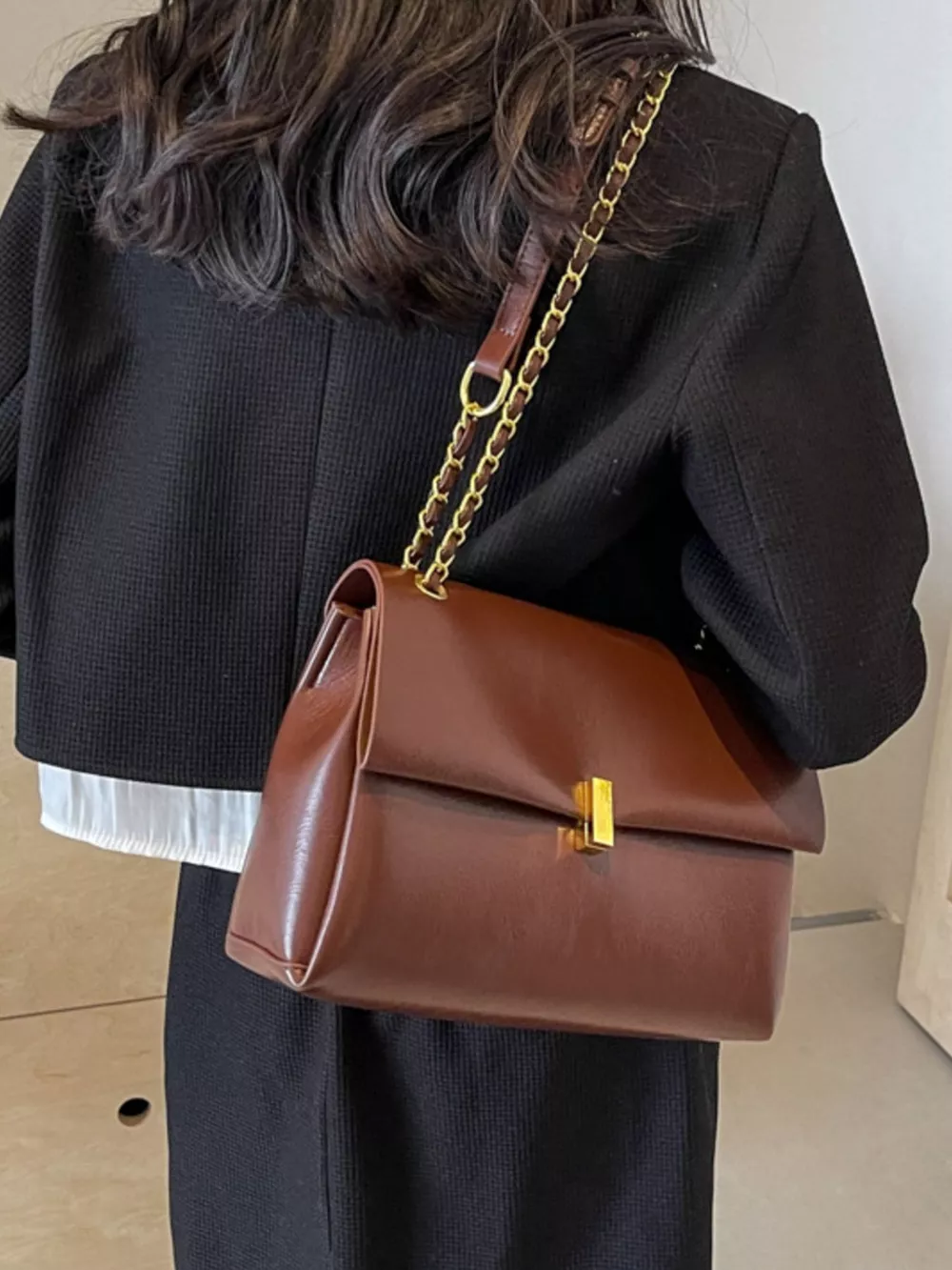 Chain Strap Shoulder Bag, image 4
