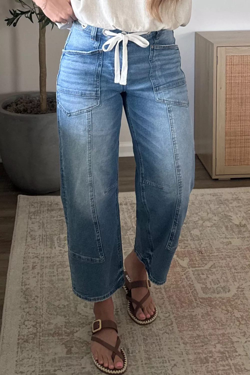 Solid Patchwork Grommet Tie Waist Loose Ankle-Length Jeans, image 4