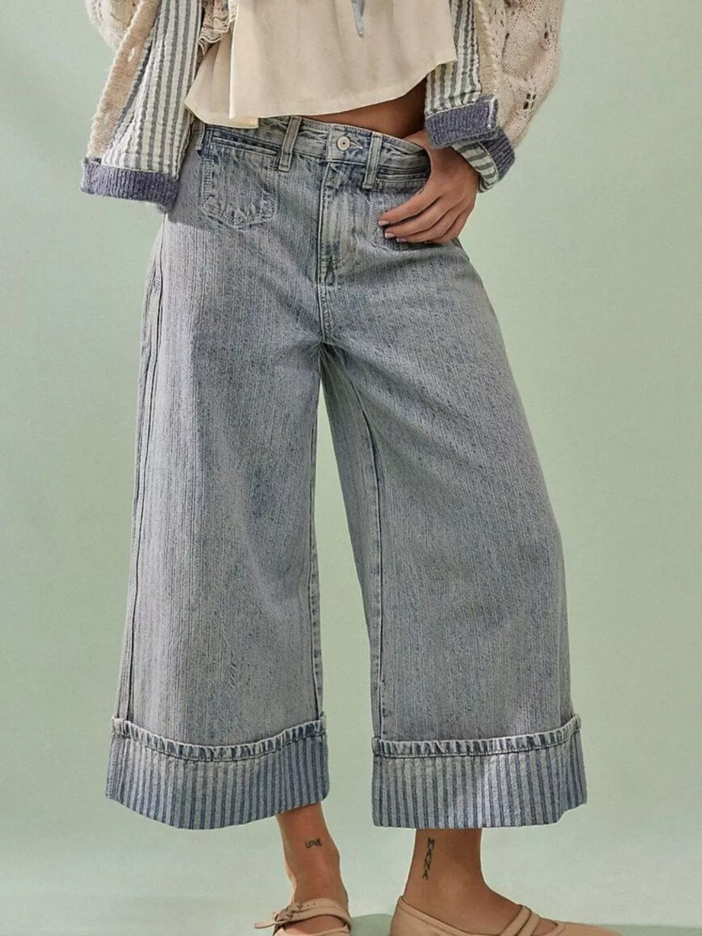Wide-Leg Cropped Jeans, image 7