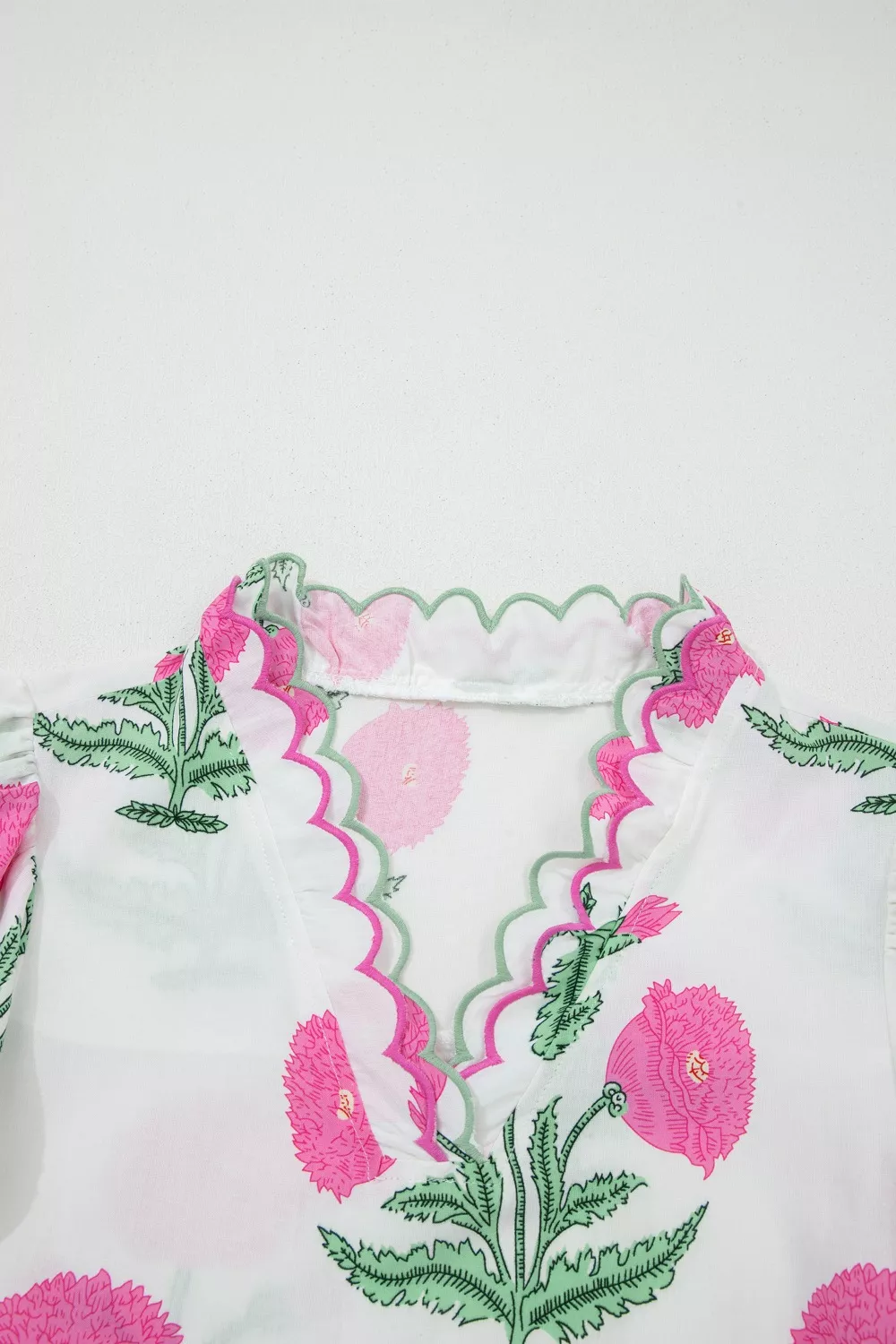 Contrast Scallop Trim Layered Short Sleeve V Neck Blouse, image 9
