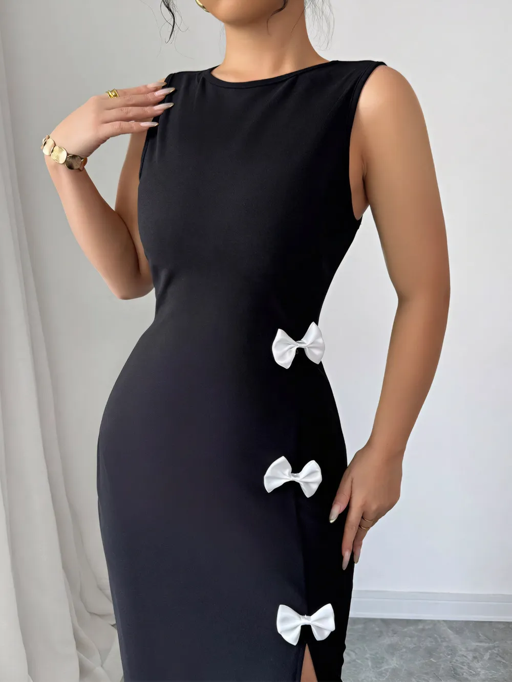 Bow Slit Round Neck Sleeveless Dress, image 2
